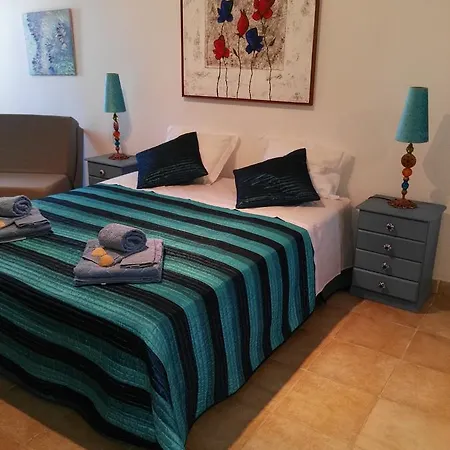 Holiday R. Das Pimenteiras * Vilamoura
